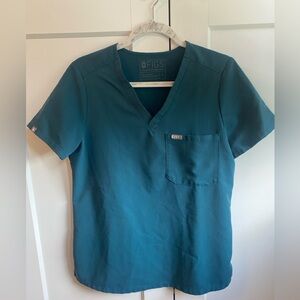 FIGS Catarina One Pocket Scrub Top